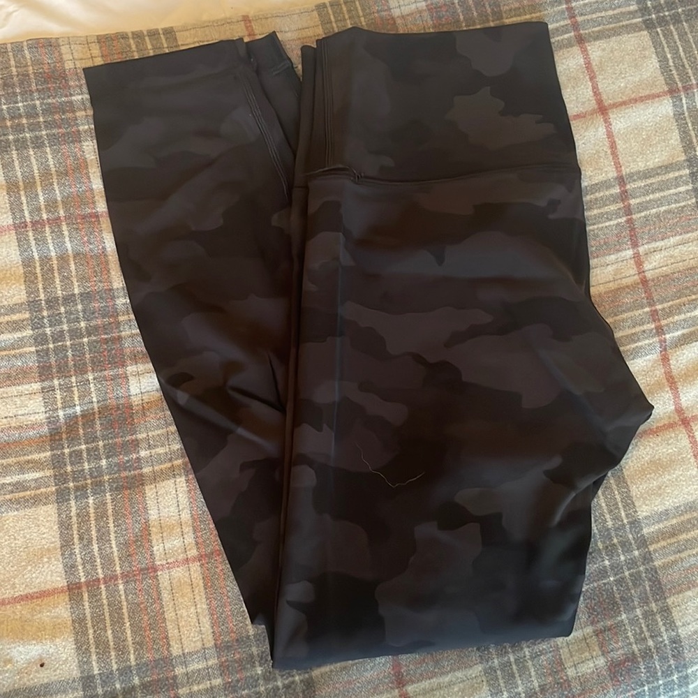 Lulu grey camp leggings